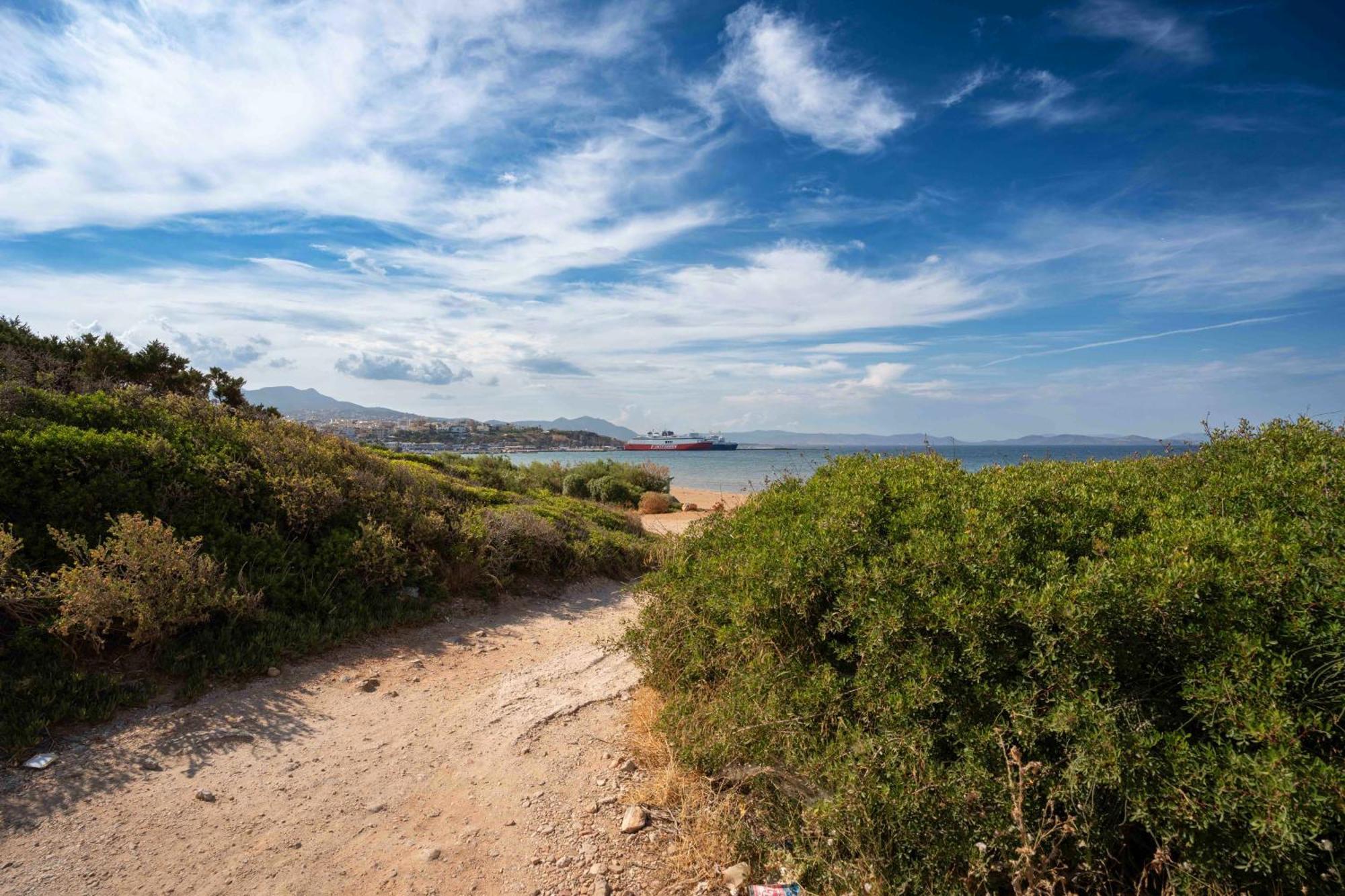 Seaside Studio Meltemi Apartment Rafina  Bagian luar foto